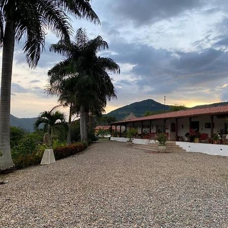 Finca Campestre Con Hermosa Vista Anapoima Extérieur photo